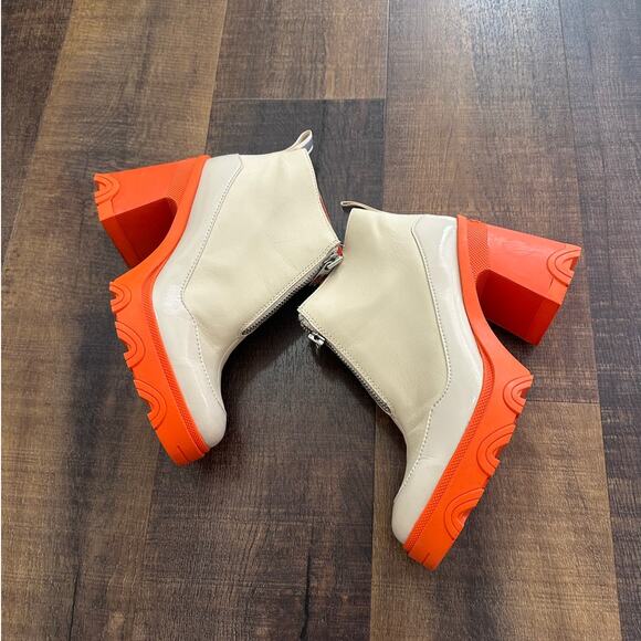 Sorel Women's Brex Orange Heel Lug Sole Chelsea Boots Size 9 - Picture 9 of 9